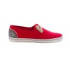 Chaussure Lacoste Bardos en toile rouge.