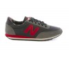 Chaussure New Balance U410 noir gris et rouge.